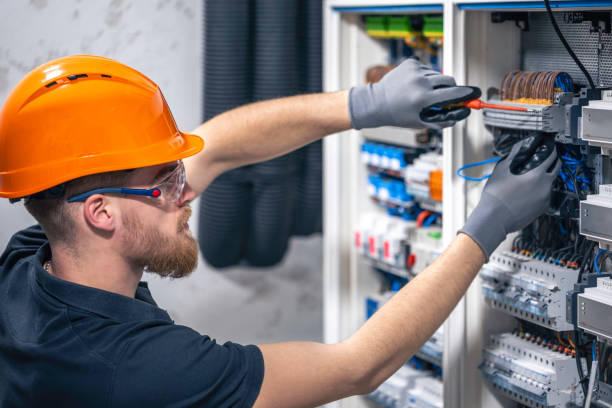 Best Licensed Electrician  in Grandwood Park, IL